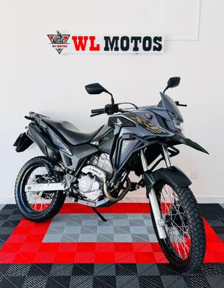 HONDA XRE 300 ABS HONDA XRE 300 ABS